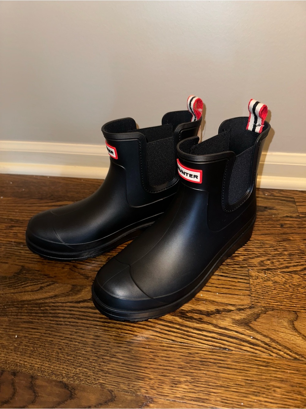 Hunter Tabitha Chelsea Waterproof Rain Boots - Picture 2 of 3